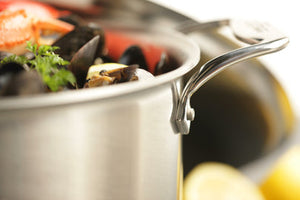 All-Clad - 8 QT D5 Brushed Stock Pot With Lid - BD55508 (Available March)