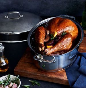 All-Clad - Covered Oval Roaster - E7879964 (Available February)