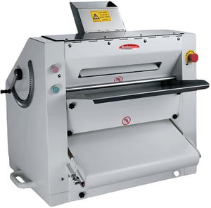 Bakemax - 20" Heavy Duty Double Pass Pizza & Pie Dough Sheeter - BMPS001