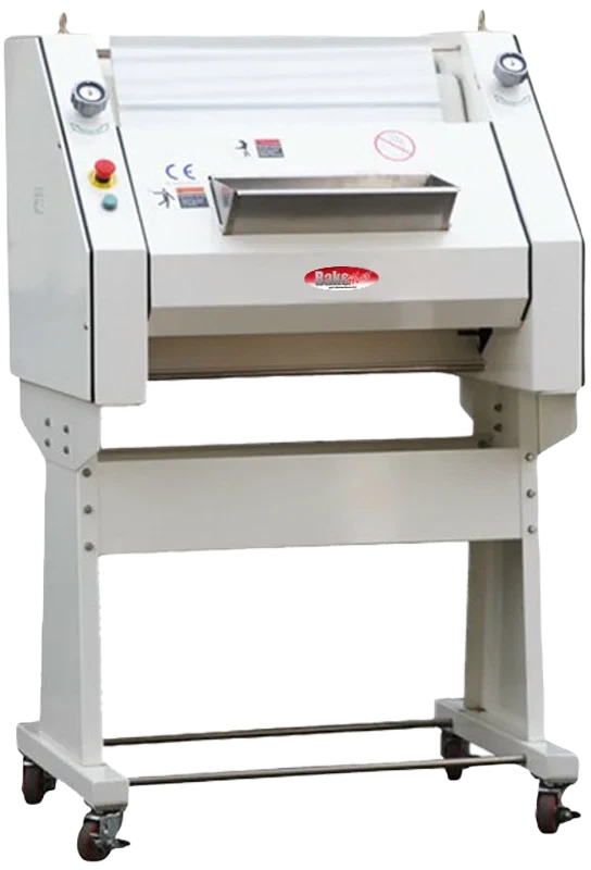 Bakemax - Commercial Floor Model Electric Automatic French Bread and Baguette Moulder - BMFBM01