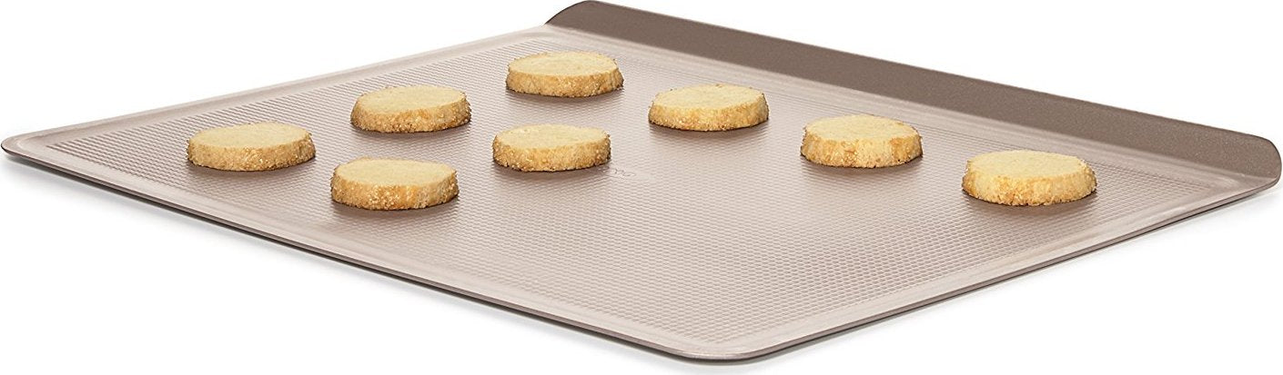 OXO - 14.5" x 18" Non-Stick Pro Cookie Sheet - 11342300G