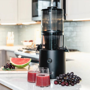 Omega - 2 L Capacity Black Effortless™ Batch Juicer - JC2022BK11