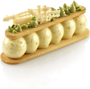 Silikomart - 5.1" Silicone Mould with Cookie Cutter - CURVETRUFFLEECLAIR