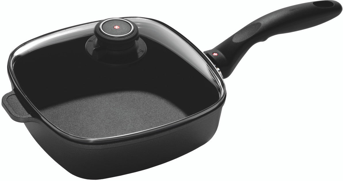 Swiss Diamond - 8" x 8" XD Non-Stick Square Saute Pan with Lid (20 cm x 20 cm) - XD6620c