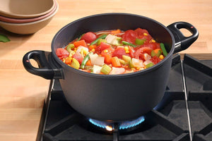 Swiss Diamond - 9.5" XD Non-Stick Soup Pot with Lid (24 cm) - XD6124C