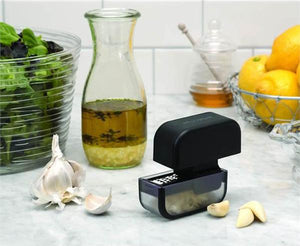 Microplane - Garlic Mincer Black - 48014