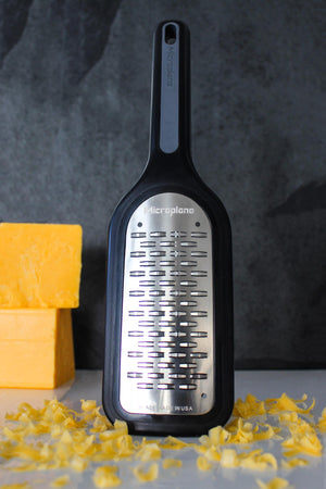 Microplane - Select Series Ribbon Cheese Grater Black - 51009